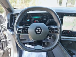 Renault Austral Hibrido 1.2 E-tech Techno 146kw  - Foto 16