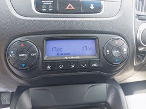Hyundai Ix35 Diesel 1.7crdi Comfort Sky 4x2  - Foto 21