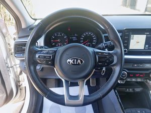 Kia Stonic 1.0 T-gdi Eco-dynamic Black Edition 120  - Foto 16