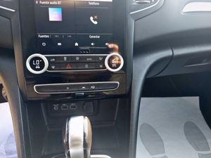 Renault Megane Hibrido Enchufable E-tech Zen 117kw  - Foto 18
