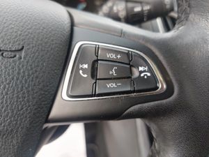 Ford Focus 1.0 Ecoboost Auto-s&s Titanium 125  - Foto 22