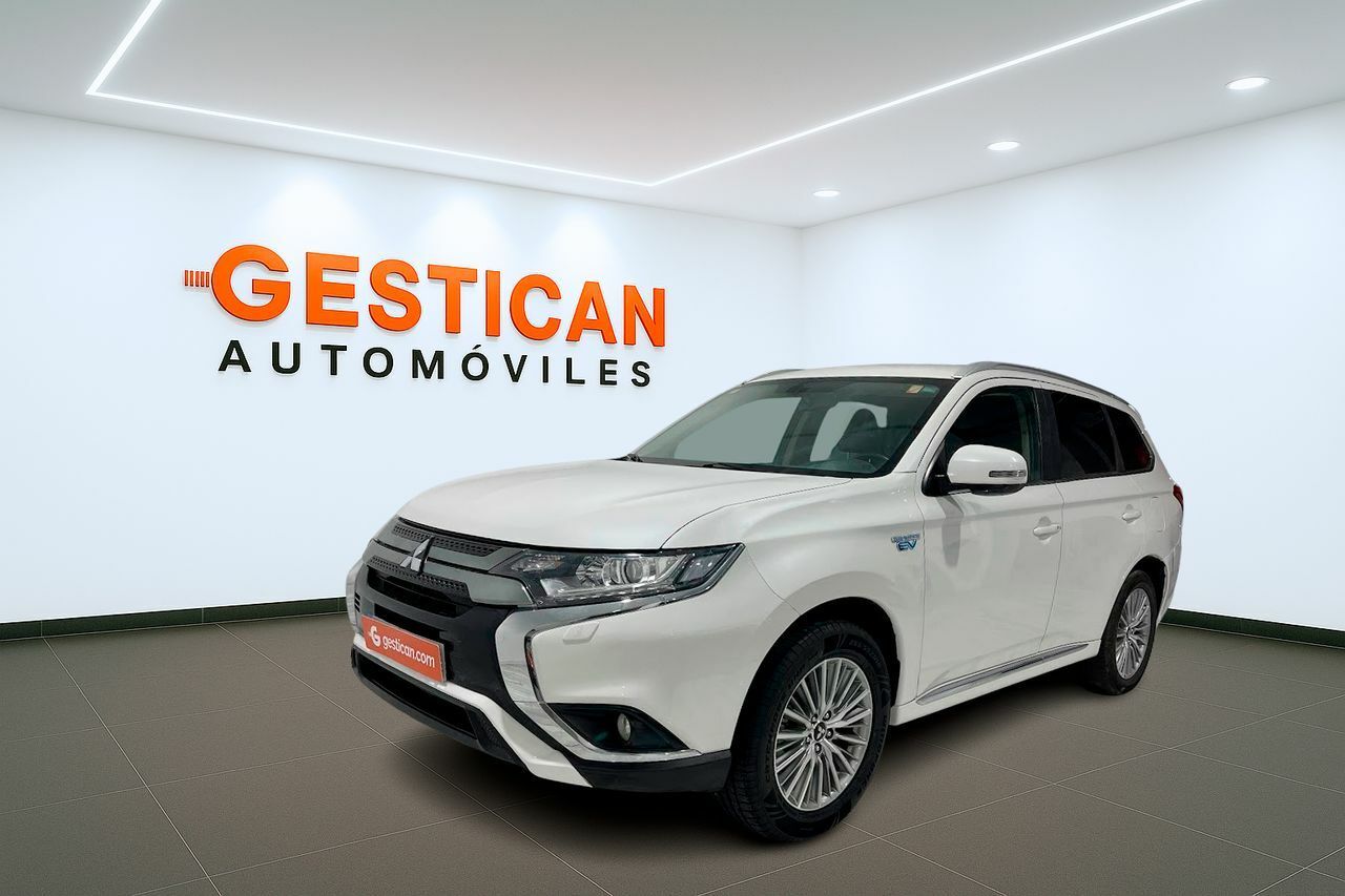 Mitsubishi Outlander 2.4 PHEV Motion Auto 4WD G4261  - Foto 1
