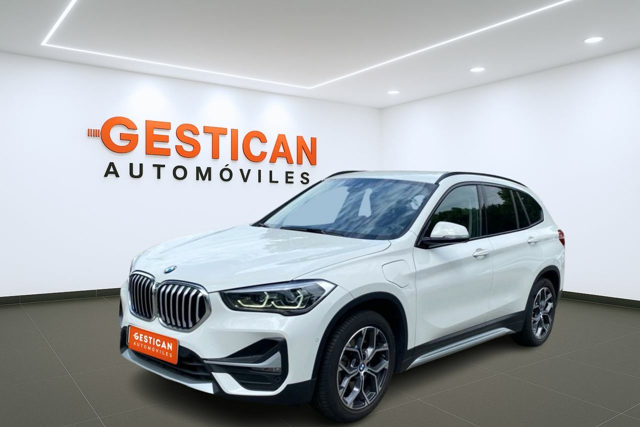BMW X1 xDrive25e g0000  - Foto 1