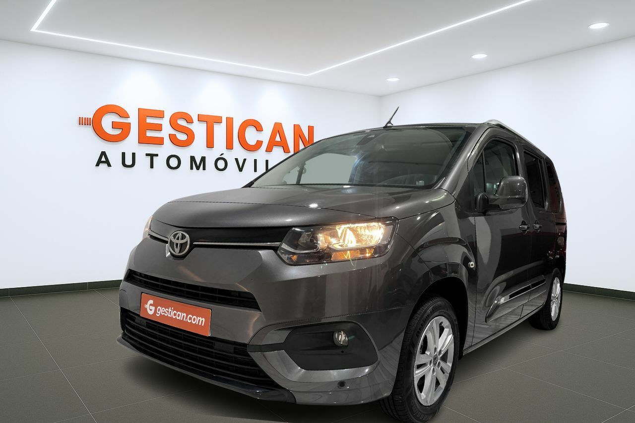 Toyota Proace City Verso 1.2 81kW (110CV) Family Active L1 G1008LPW  - Foto 1