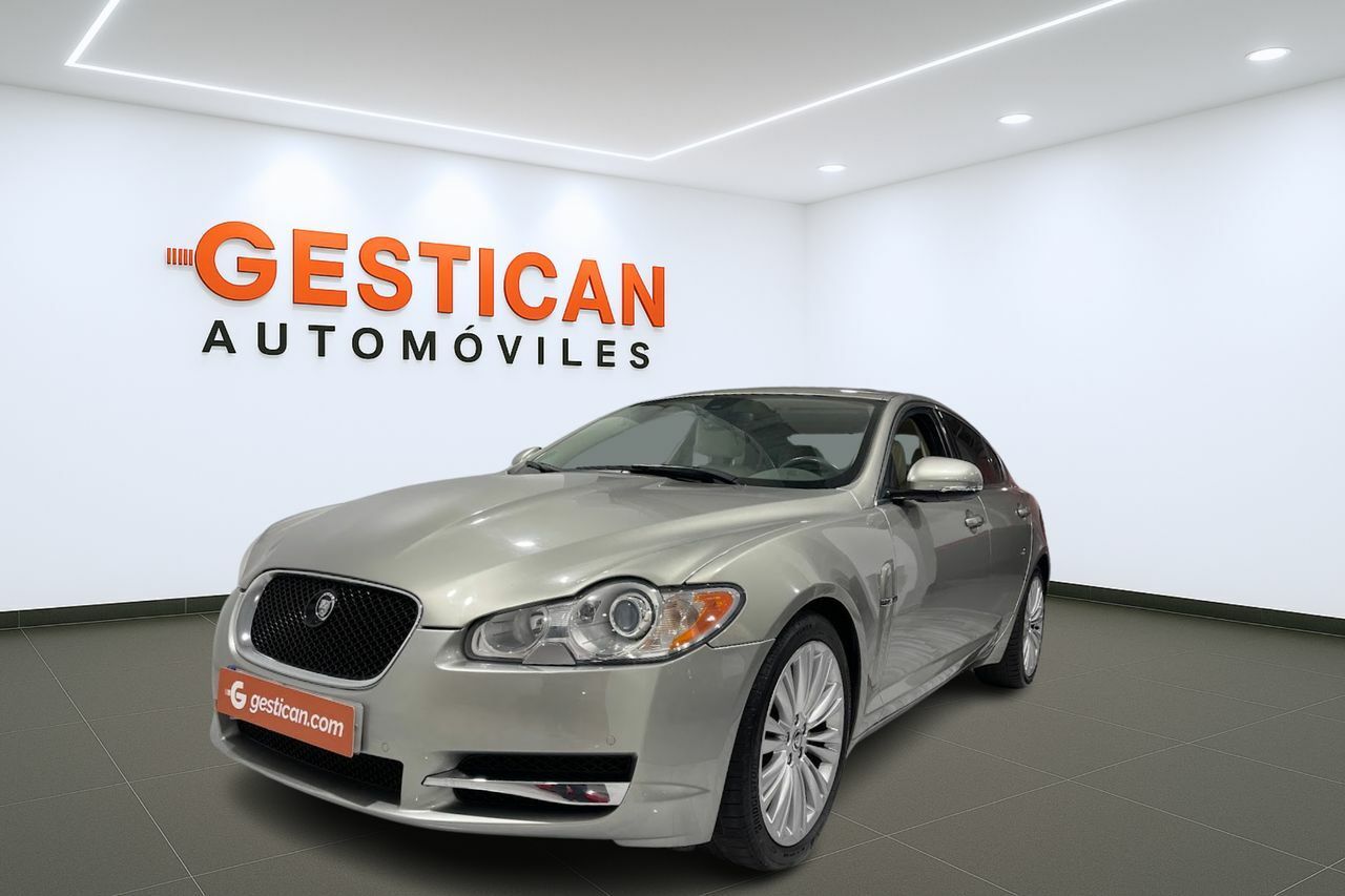 Jaguar XF 3.0 V6 Luxury G8832  - Foto 1