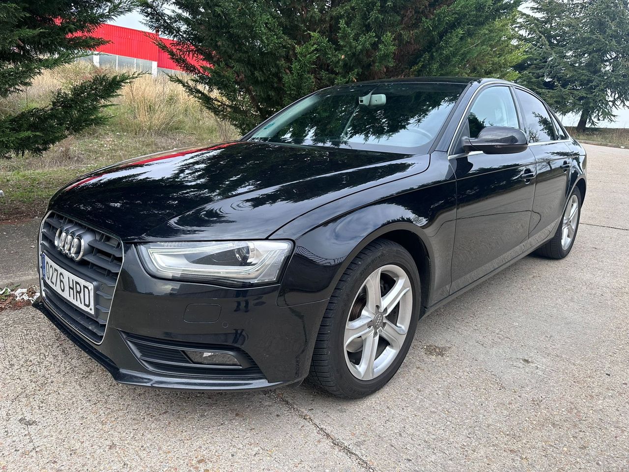 Audi A4 1.8tfsi   - Foto 1