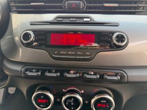 Alfa Romeo Giulietta 1.6 JTDm 105 CV S&S Distinctive - Foto 36