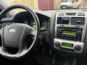 Kia Sportage 2.0 CRDI 4X4 - Foto 34