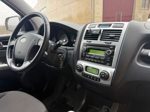 Kia Sportage 2.0 CRDI 4X4 - Foto 35