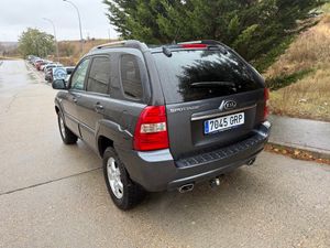 Kia Sportage 2.0 CRDI 4X4 - Foto 7
