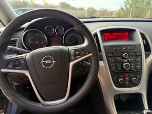 Opel Astra 1.7 CDTI - Foto 33