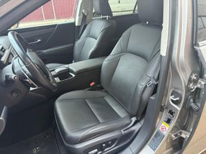 Lexus ES 300h Executive - Foto 36