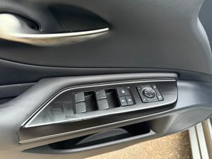 Lexus ES 300h Executive - Foto 32