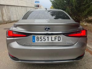 Lexus ES 300h Executive - Foto 13