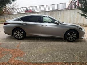 Lexus ES 300h Executive - Foto 9