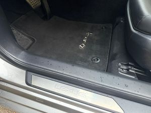 Lexus ES 300h Executive - Foto 31