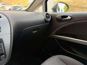 Seat Leon León Style Copa 1.6 TDI CR 105 CV - Foto 45