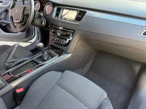 Peugeot 508 4p Active 1.6 BlueHDi 120 - Foto 40