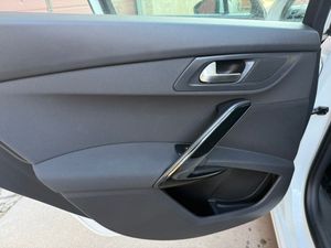 Peugeot 508 4p Active 1.6 BlueHDi 120 - Foto 26