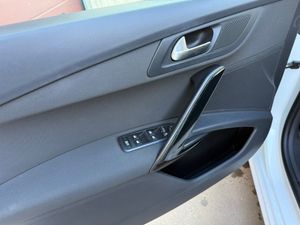 Peugeot 508 4p Active 1.6 BlueHDi 120 - Foto 24