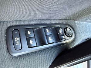 Peugeot 508 4p Active 1.6 BlueHDi 120 - Foto 34