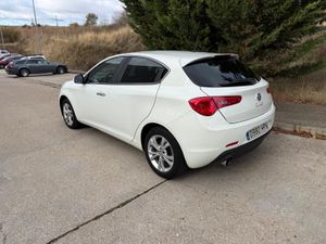 Alfa Romeo Giulietta 1.6 JTDm 105 CV S&S Progression - Foto 7