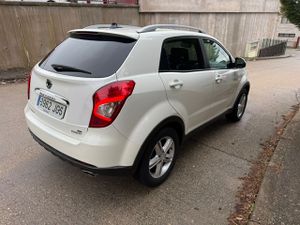 SsangYong Korando D20T 149 CV 4x4 Premium - Foto 10
