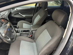 Ford Mondeo Berlina Limited Edition 2.0 TDCi 140 CV - Foto 16