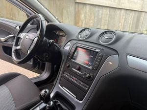 Ford Mondeo Berlina Limited Edition 2.0 TDCi 140 CV - Foto 45