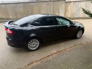 Ford Mondeo Berlina Limited Edition 2.0 TDCi 140 CV - Foto 11