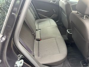 Opel Astra 5p Dynamic 1.6 CDTI 81 kW (110 CV) - Foto 36