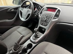 Opel Astra 5p Dynamic 1.6 CDTI 81 kW (110 CV) - Foto 43