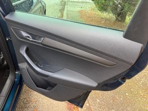 Skoda Karoq Sportline 1.5 TSI 110 kW (150 CV) DSG ACT - Foto 23