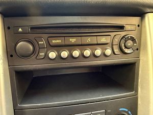 Peugeot 207 + 207+ 5p 1.4 HDi 68 - Foto 35