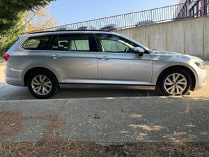 Volkswagen Passat Variant 2.0 TDI 90 kW (122 CV) DSG 7 vel. - Foto 11
