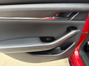 Mazda 3 5p Zenith-X SKYACTIV-X 2.0 12 kW (180 CV) AT - Foto 24