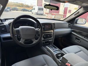 Jeep Grand Cherokee 3.0 V6 CRD Laredo - Foto 45