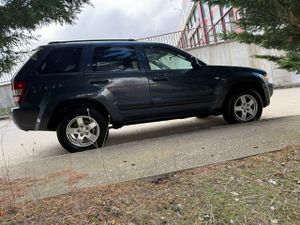 Jeep Grand Cherokee 3.0 V6 CRD Laredo - Foto 14