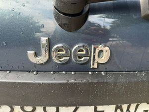 Jeep Grand Cherokee 3.0 V6 CRD Laredo - Foto 19