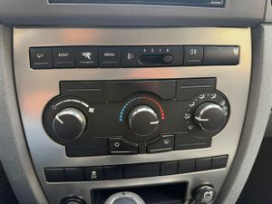 Jeep Grand Cherokee 3.0 V6 CRD Laredo - Foto 60