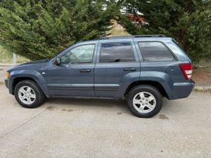 Jeep Grand Cherokee 3.0 V6 CRD Laredo - Foto 27
