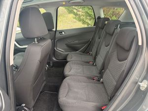 Peugeot 308 SW Sportium 1.6 HDi 110 FAP 6 vel. - Foto 32