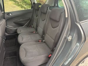 Peugeot 308 SW Sportium 1.6 HDi 110 FAP 6 vel. - Foto 28