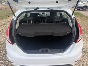 Ford Fiesta 5p Trend 1.5 TDCi 95 CV - Foto 30