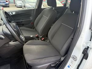 Ford Fiesta 5p Trend 1.5 TDCi 95 CV - Foto 37