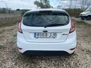 Ford Fiesta 5p Trend 1.5 TDCi 95 CV - Foto 21