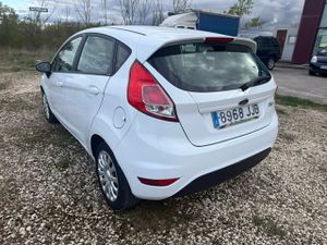 Ford Fiesta 5p Trend 1.5 TDCi 95 CV - Foto 27