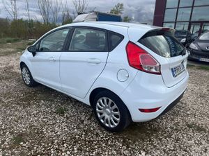 Ford Fiesta 5p Trend 1.5 TDCi 95 CV - Foto 24
