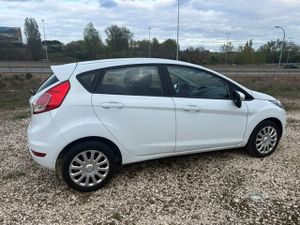 Ford Fiesta 5p Trend 1.5 TDCi 95 CV - Foto 16