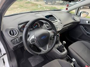 Ford Fiesta 5p Trend 1.5 TDCi 95 CV - Foto 38